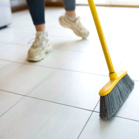 limpiar anters de pulir piso en granito pulido